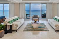 The St. Regis Bermuda Resort的休息区