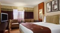 Harrahs Hotel Reno客房内的一张或多张床位