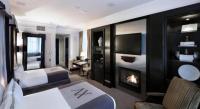 Fifteen Beacon Hotel客房内的一张或多张床位