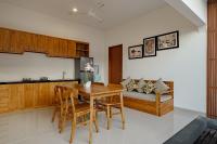 Luxury Nanda villa Ubud的厨房或小厨房