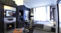 Fifteen Beacon Hotel客房内的一张或多张床位