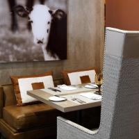 Fifteen Beacon Hotel的休息区