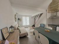 Maison vacances proche de la mer的休息区