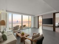 Rixos The Palm Hotel &amp; Suites - Ultra All Inclusive的电视和&#47;或娱乐中心