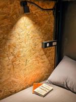 TIMN Hostel Female Only客房内的一张或多张床位