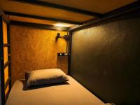 TIMN Hostel Female Only客房内的一张或多张床位