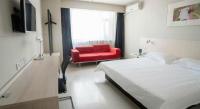 Jinjiang Inn Changchun Hongqi Street客房内的一张或多张床位