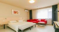 Jinjiang Inn Changchun Hongqi Street客房内的一张或多张床位