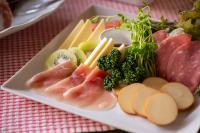 酒店内部或周边提供的食物