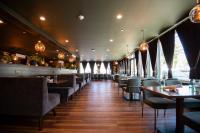 The Pathmaker Hotel餐厅或其他用餐的地方