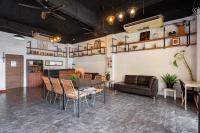 Kata Station Boutique Hotel的厨房或小厨房