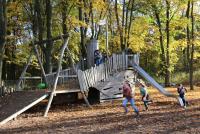 入住Ferienpark Rübezahl am Müggelsee, Haus 21 Efeu mit eigener Sauna, idealer Ort für Natur- und Erholungssuchende, für Radfahrer, Familien mit Kindern und Hundeliebhaber的客人