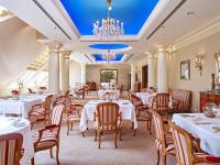 Grand Hotel Wien的休息区