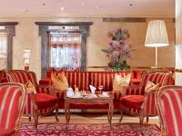 Grand Hotel Wien的休息区