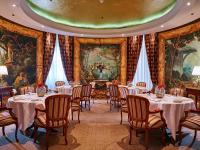 Grand Hotel Wien的休息区