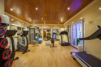 Best Western Moores Central Hotel的健身中心和/或健身设施
