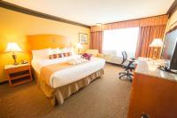 Abercorn Hotel, Trademark Collection by Wyndham客房内的一张或多张床位