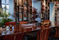Sir Savigny Hotel, part of Sircle Collection的休息区