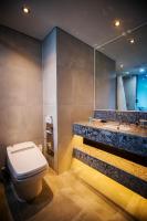 Gloucester Hotel Jeju的一间浴室
