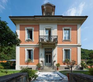 坎诺比奥B&B Villa Dei Pini的相册照片