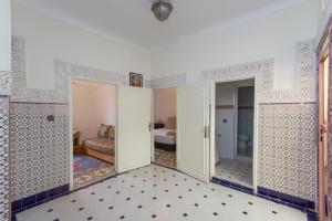 马拉喀什House Zitouna的空房间,卧室