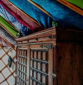 Vale do BarcoStar Gazing Luxury Yurt with RIVER VIEWS, off grid eco living的相册照片