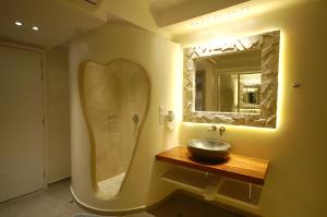 Regal View的一间浴室