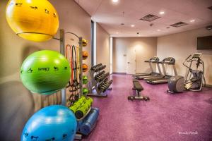 The Fredonia Hotel的健身中心和/或健身设施