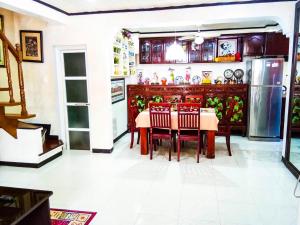 伊穆斯Entire House with 4 rooms near SM Molino and Vermosa Ayala的相册照片