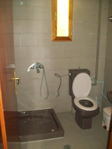 卡多斯塔罗斯海滩公寓的一间浴室