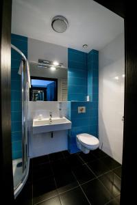 格拉菲特酒店的一间浴室