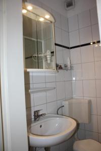 Zentrales Apartement Bremen的一间浴室