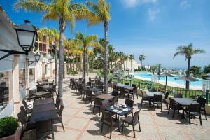 Pierre & Vacances Resort Terrazas Costa del Sol餐厅或其他用餐的地方