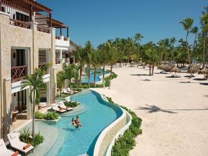 Secrets Cap Cana Resort & Spa - Adults Only - All Inclusive内部或周边泳池景观