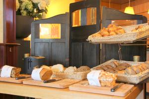 多德雷赫特/帕彭德雷赫特堡垒酒店提供给客人的早餐选择
