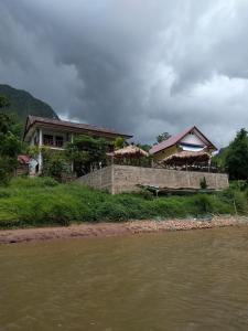 Nongkhiaw南乌河旅舍的相册照片