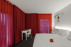 3K欧洲酒店客房内的一张或多张床位