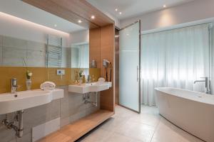 维罗纳空调套房旅馆的一间浴室