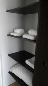 Apartamento Lo de Ana客房内的一张或多张双层床