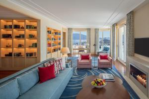 Regent Porto Montenegro & Residences的休息区