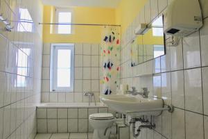 德累斯顿住宿旅舍的一间浴室
