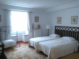 皮克瓦旅馆客房内的一张或多张床位