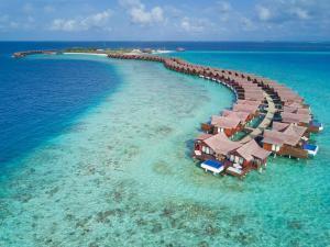 北马累环礁Grand Park Kodhipparu Maldives - Child Stay & Eat Free Until 30 Nov 2024的海洋度假胜地的空中景观
