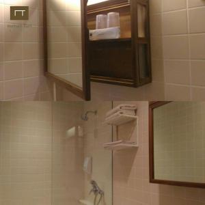 梭罗卢玛图里生态精品酒店的两张照片,浴室内配有淋浴和镜子