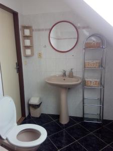 帕斯提斯旅馆的一间浴室