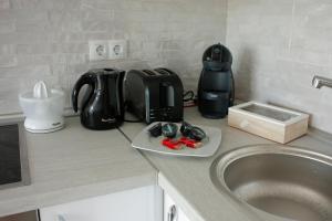 Apartamento El Dorado, Wi-Fi y aparcamiento gratuito的咖啡和沏茶工具