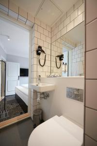 哥本哈根市兹利普酒店的一间浴室