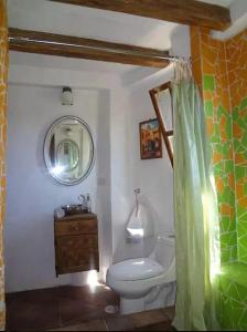 Casa de campo vacacional "Tres Soles" en Xico, Veracruz的一间浴室