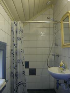 赫加勒德盖斯特加德酒店的一间浴室