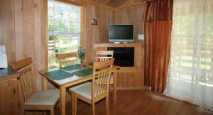 LenhartsvilleRobin Hill Camping Resort Premium Cottage 9的相册照片